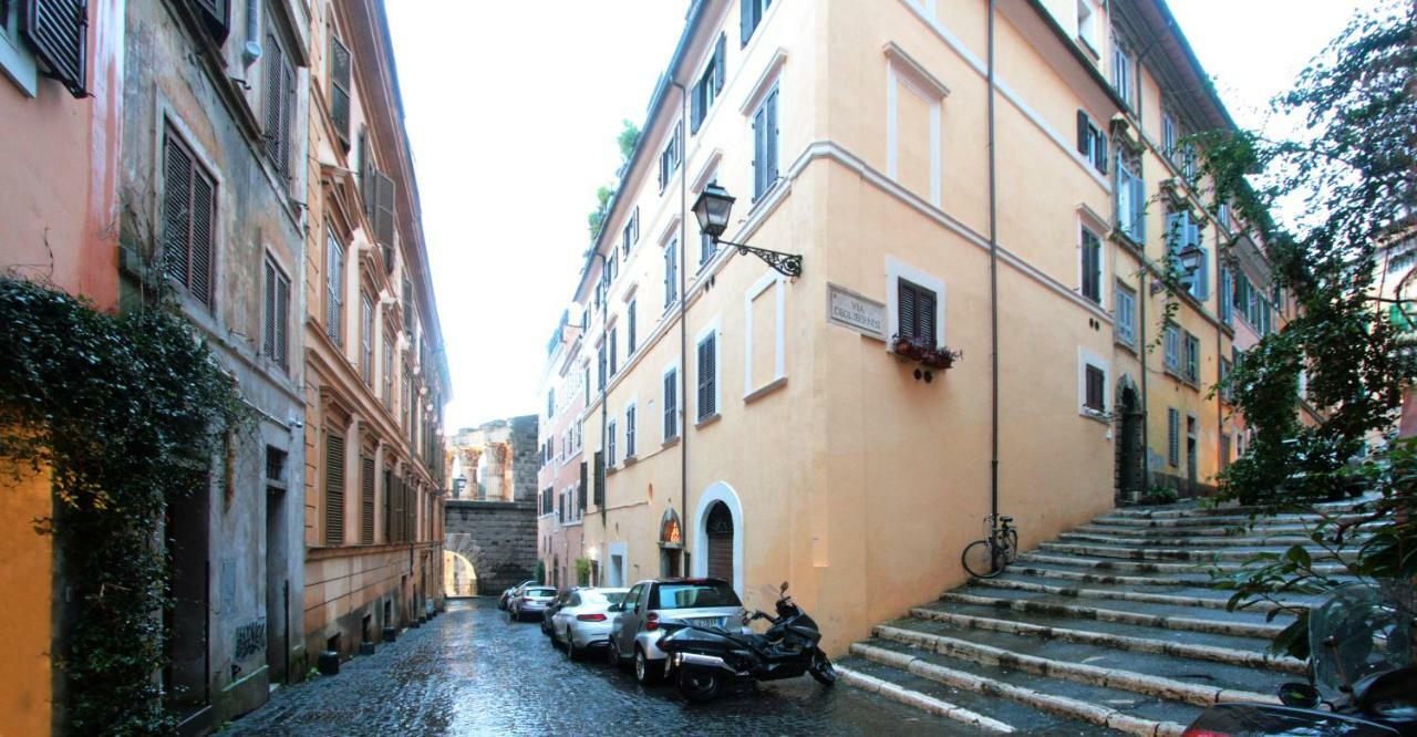 Roma center Fori Imperiali Raffy's charming Suite Esterno foto