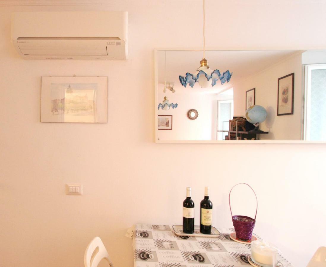 Roma center Fori Imperiali Raffy's charming Suite Esterno foto