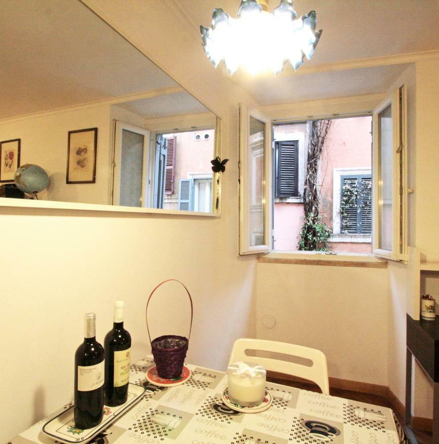 Roma center Fori Imperiali Raffy's charming Suite Esterno foto