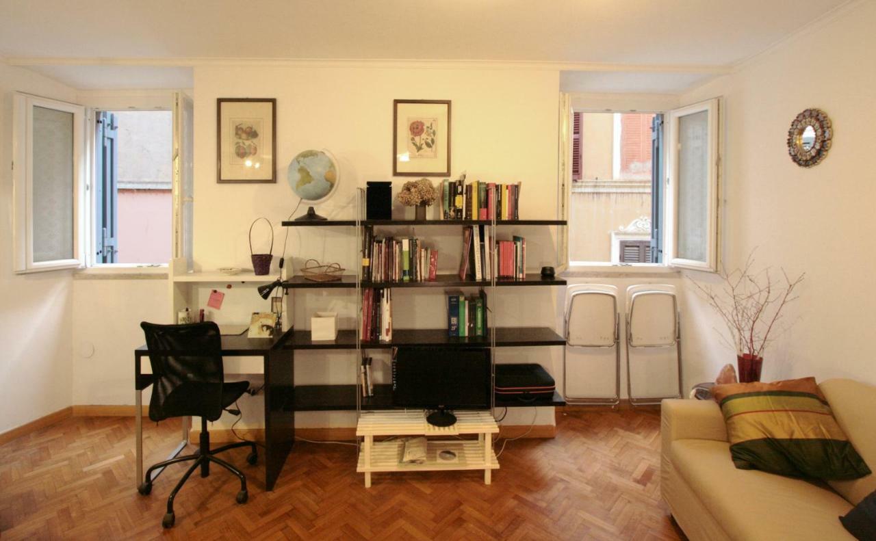Roma center Fori Imperiali Raffy's charming Suite Esterno foto